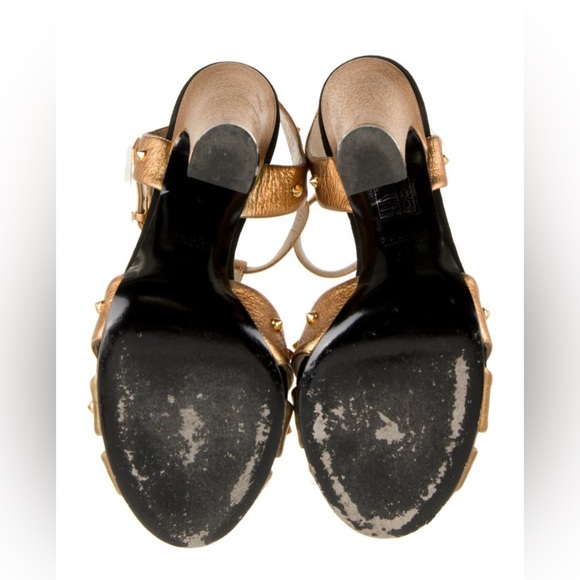 Vintage Gucci Leather T Strap Pumps - Picture 5 of 8